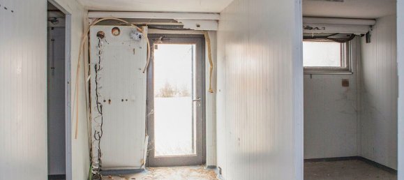 Entrepôt à La Muela, Spain 560m² No. 67652 3