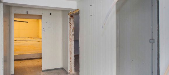 Entrepôt à La Muela, Spain 560m² No. 67652 2