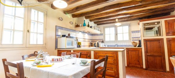 4 bedrooms House in Vaux-sur-Seine, France No. 135091 6