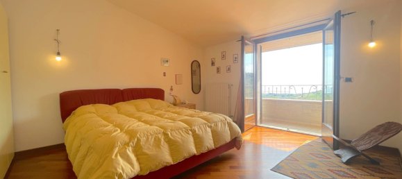 Вилла с 4 спальнями в Аквавива Пичена, Италия № 356532 23