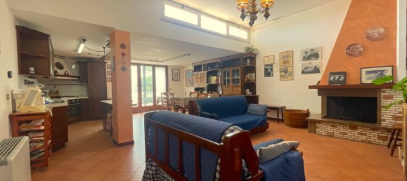 Вилла с 4 спальнями в Аквавива Пичена, Италия № 356532 33