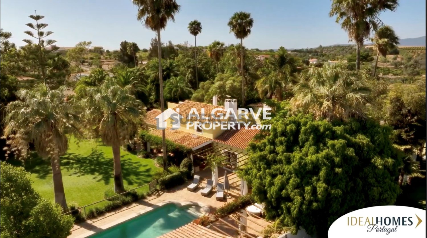 7 غرف نوم منزل في Mexilhoeira Grande, Portugal رقم 157355