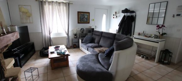 5 Schlafzimmer Haus in Champhol, France, Nr. 70024 2