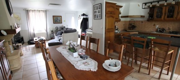 5 Schlafzimmer Haus in Champhol, France, Nr. 70024 3
