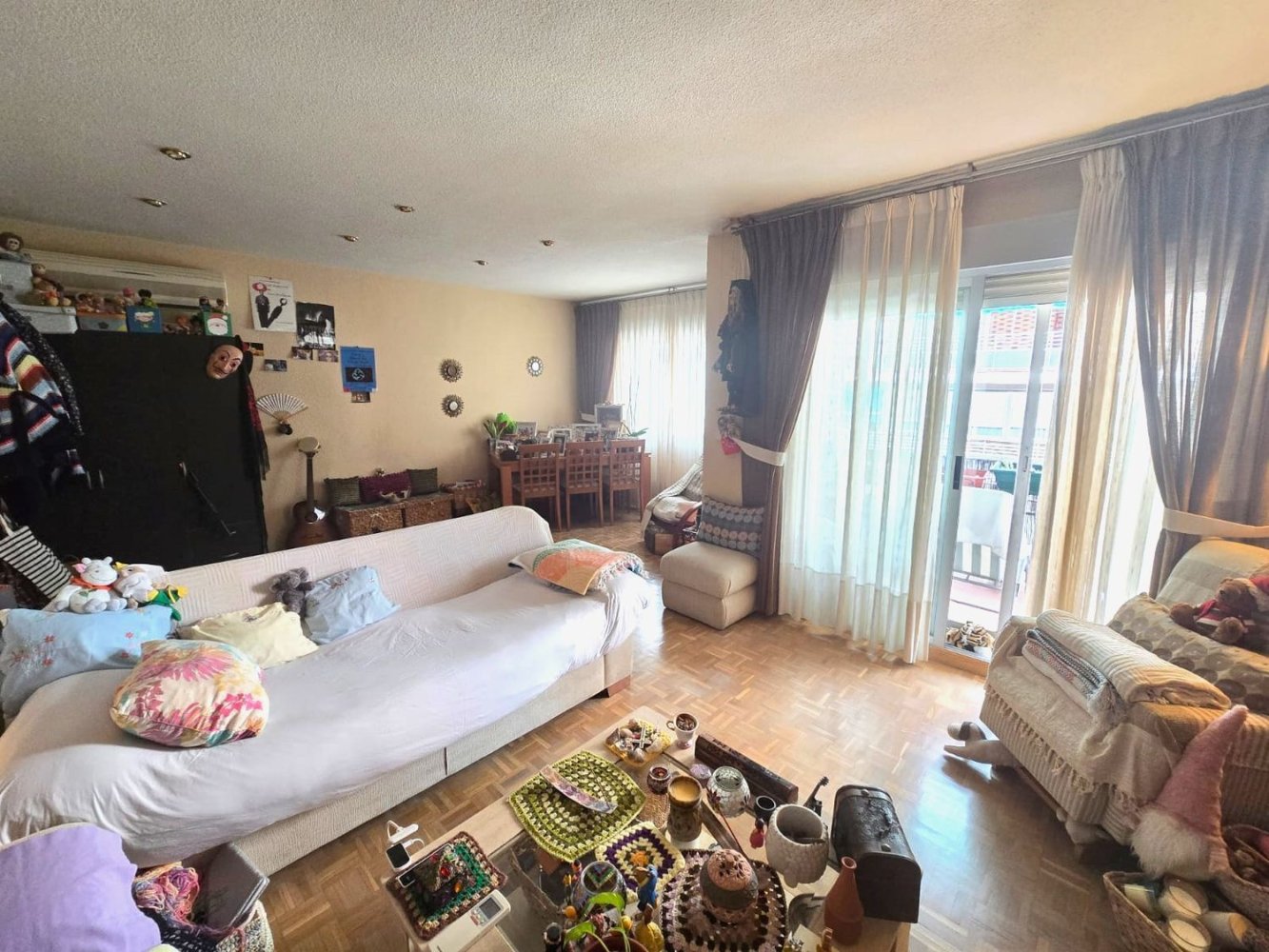 3 Schlafzimmer Wohnung in Coslada, Spain, Nr. 256261