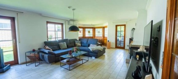 Edificio de 10 habitaciónes en Breisgau-Hochschwarzwald, Germany No. 247914 7