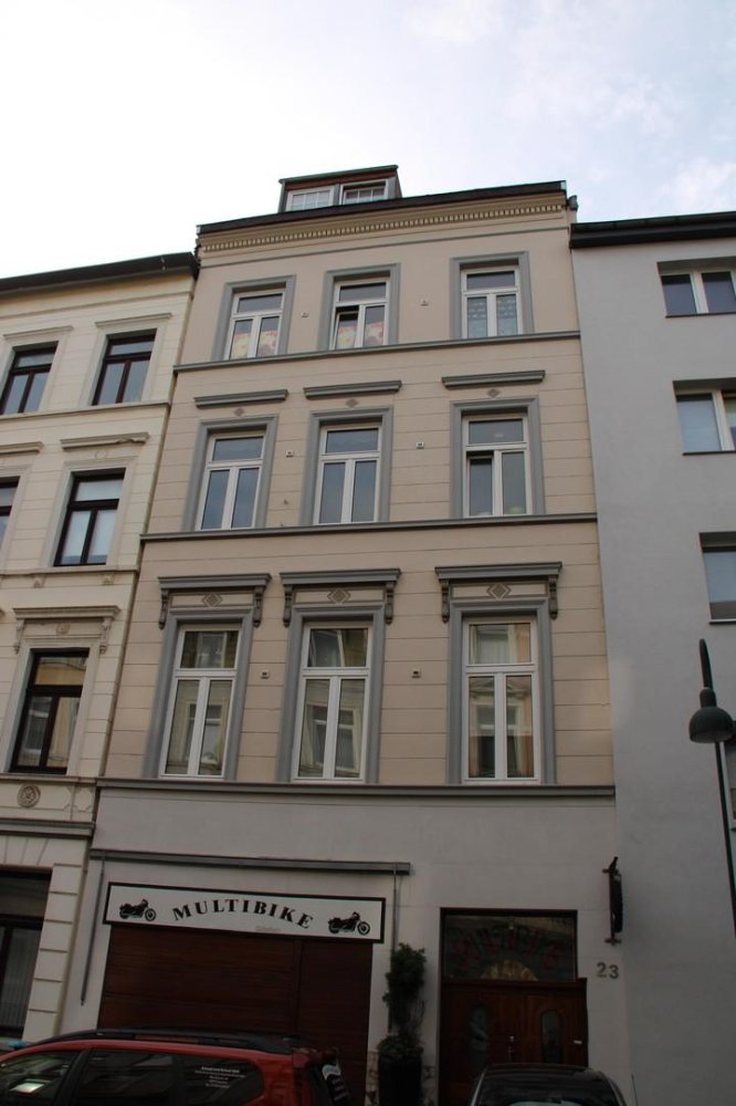 6 bedrooms Building in Aachen, Germany No. 72406