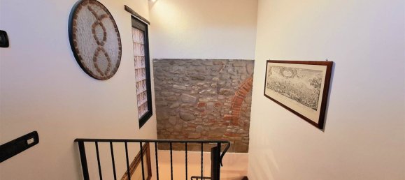 5 rooms House in Capraia e Limite, Italy No. 50497 31
