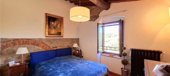 5 rooms House in Capraia e Limite, Italy No. 50497 33