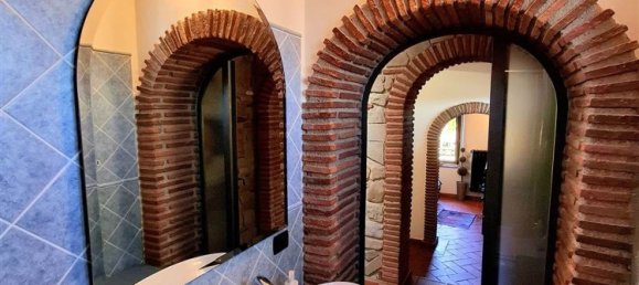 5 rooms House in Capraia e Limite, Italy No. 50497 42