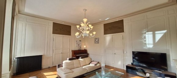 8 rooms House in Sens, France No. 271306 2