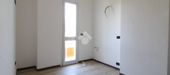 3غرفة شقة في Mirandola, Italy رقم 107801 2