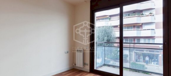 3 bedrooms Apartment in Barcelona, Spain No. 7461 2