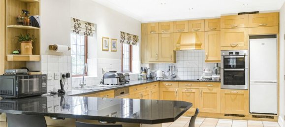 5 bedrooms House in Cuffley, United Kingdom No. 6516 7