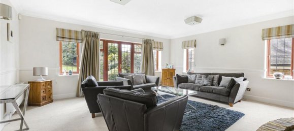5 bedrooms House in Cuffley, United Kingdom No. 6516 5