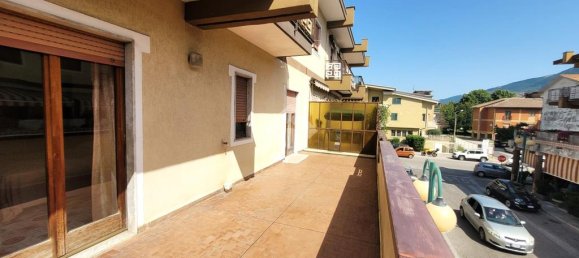 Apartamento de 2 dormitorios en Airola, Italy No. 329166 2