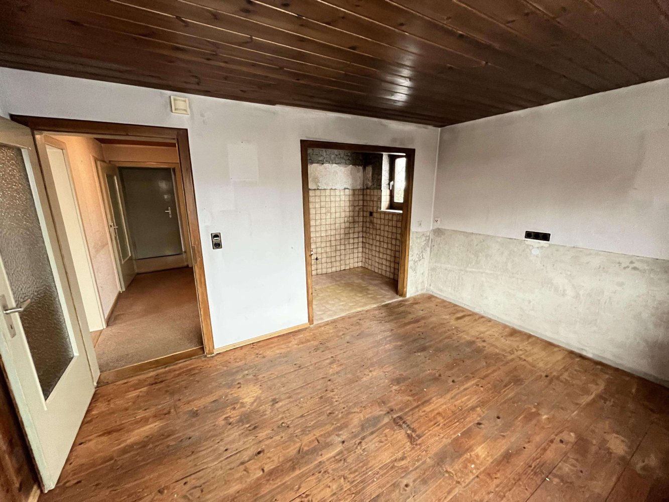 Casa de 4 dormitorios en Weilheim-Schongau, Germany No. 127885