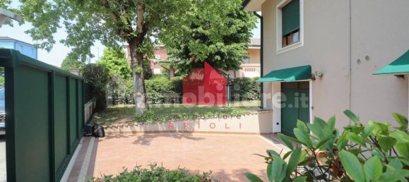 3 Schlafzimmer Villa in Poggio Rusco, Italy, Nr. 336395 13