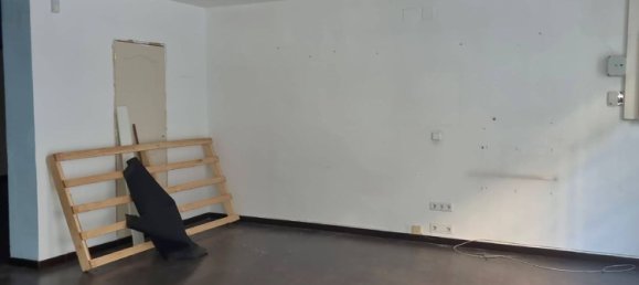 229m² Commercial property in Zaragoza, Spain No. 155041 12