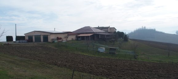10 rooms House in Alta Val Tidone, Italy No. 173568 24