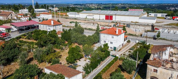 Дом с 3 спальнями в Оливейра ду Конде, Португалия № 21452 48