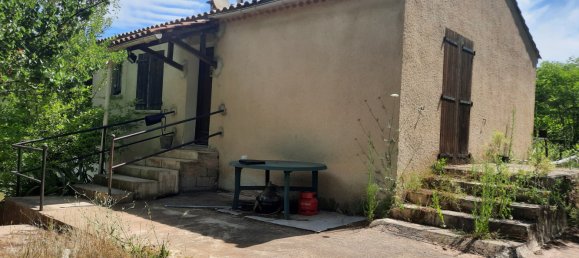 3 bedrooms Villa in Brignoles, France No. 289349 2