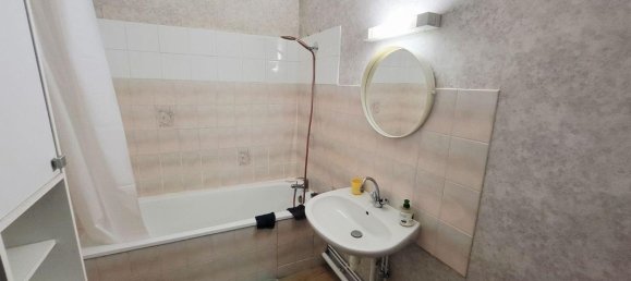 18-salle Bâtiment à Ussel, France No. 342334 8