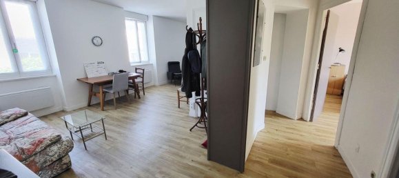 18-salle Bâtiment à Ussel, France No. 342334 7