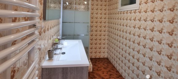 3 Schlafzimmer Haus in Saint-Vincent-de-Mercuze, France, Nr. 267044 10