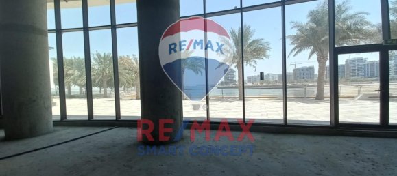 Magasin à Al Raha Beach, UAE 382.9m² No. 40523 11