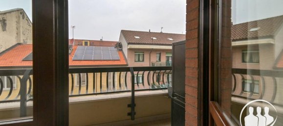 5 rooms Apartment in Turin, Italy No. 30543 11