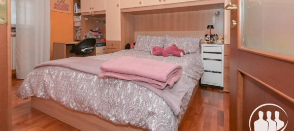 5 rooms Apartment in Turin, Italy No. 30543 26