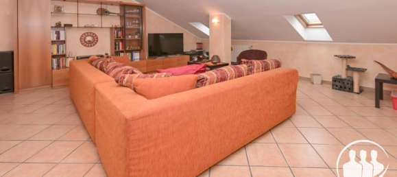 5 rooms Apartment in Turin, Italy No. 30543 35