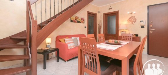 5 rooms Apartment in Turin, Italy No. 30543 9