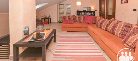 5 rooms Apartment in Turin, Italy No. 30543 38