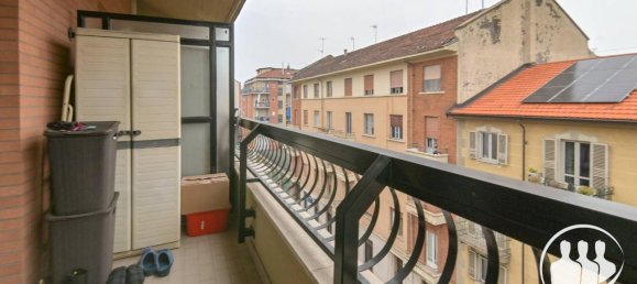 5 rooms Apartment in Turin, Italy No. 30543 13
