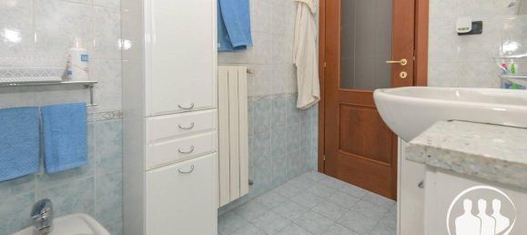 5 rooms Apartment in Turin, Italy No. 30543 33