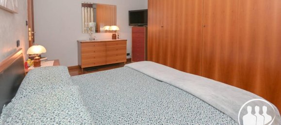 5 rooms Apartment in Turin, Italy No. 30543 25