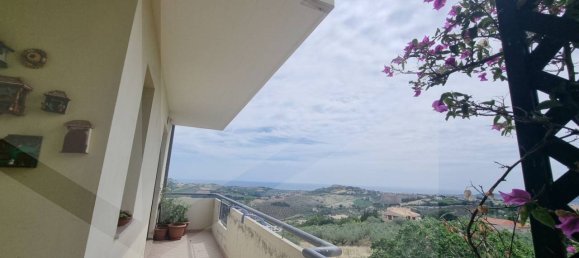 Apartamento de 3 divisões em Città Sant'Angelo, Italy N.º 31203 14