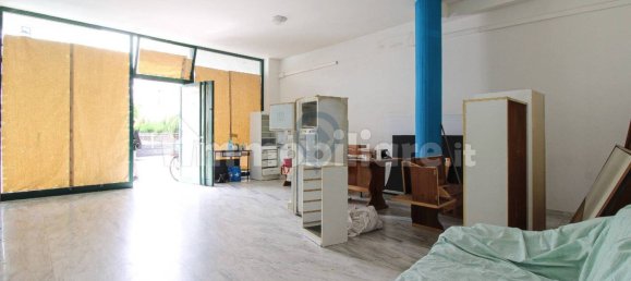 Imóvel comercial de 1 divisão em Alba Adriatica, Italy N.º 187821 4