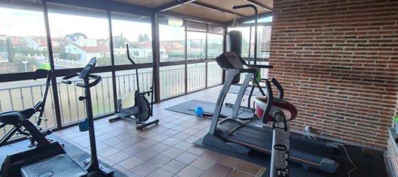 Casa de 5 dormitorios en Villamayor, Spain No. 27469 8