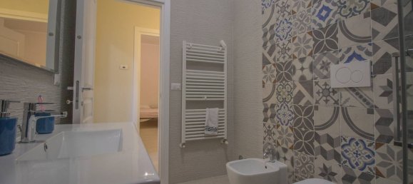 Квартира с 3 спальнями в Васто, Италия № 345511 12