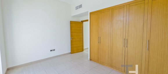 4 bedrooms Villa in Jumeirah Park, UAE No. 95270 4