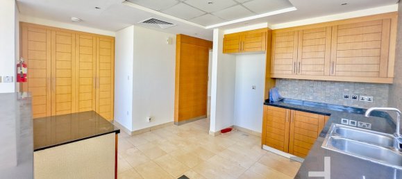 4 bedrooms Villa in Jumeirah Park, UAE No. 95270 16