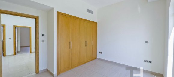 4 bedrooms Villa in Jumeirah Park, UAE No. 95270 5