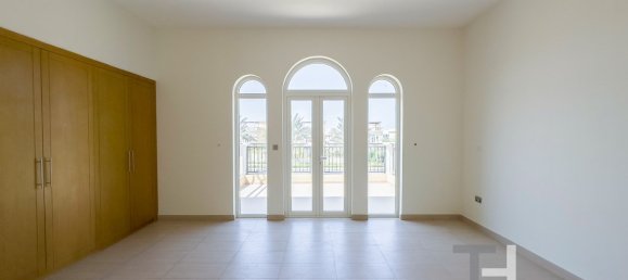 4 bedrooms Villa in Jumeirah Park, UAE No. 95270 24
