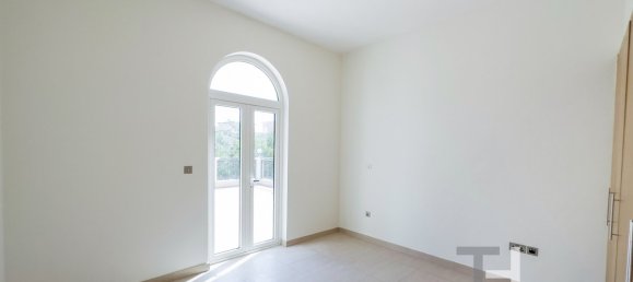 4 bedrooms Villa in Jumeirah Park, UAE No. 95270 15