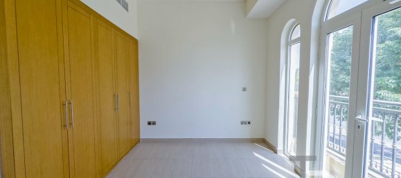 4 bedrooms Villa in Jumeirah Park, UAE No. 95270 6