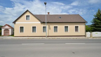 10-Zimmer Haus in Bad Vöslau, Austria, Nr. 185184