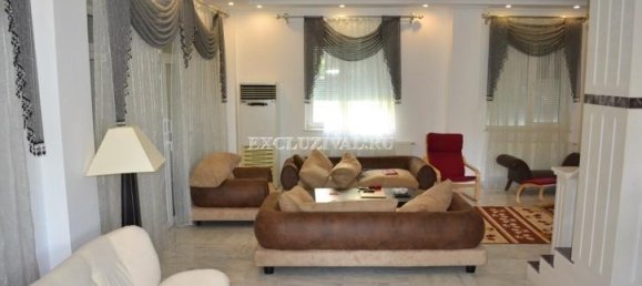 Villa 4+1 à Kemer, Turkey No. 28352 13